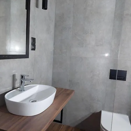 Flaming Chabrowy Budynek B Apartman