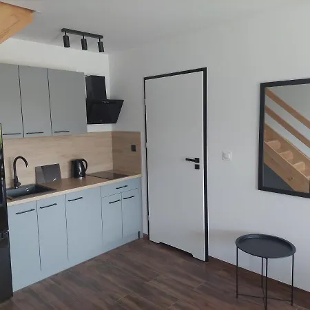 Flaming Chabrowy Budynek B רובי